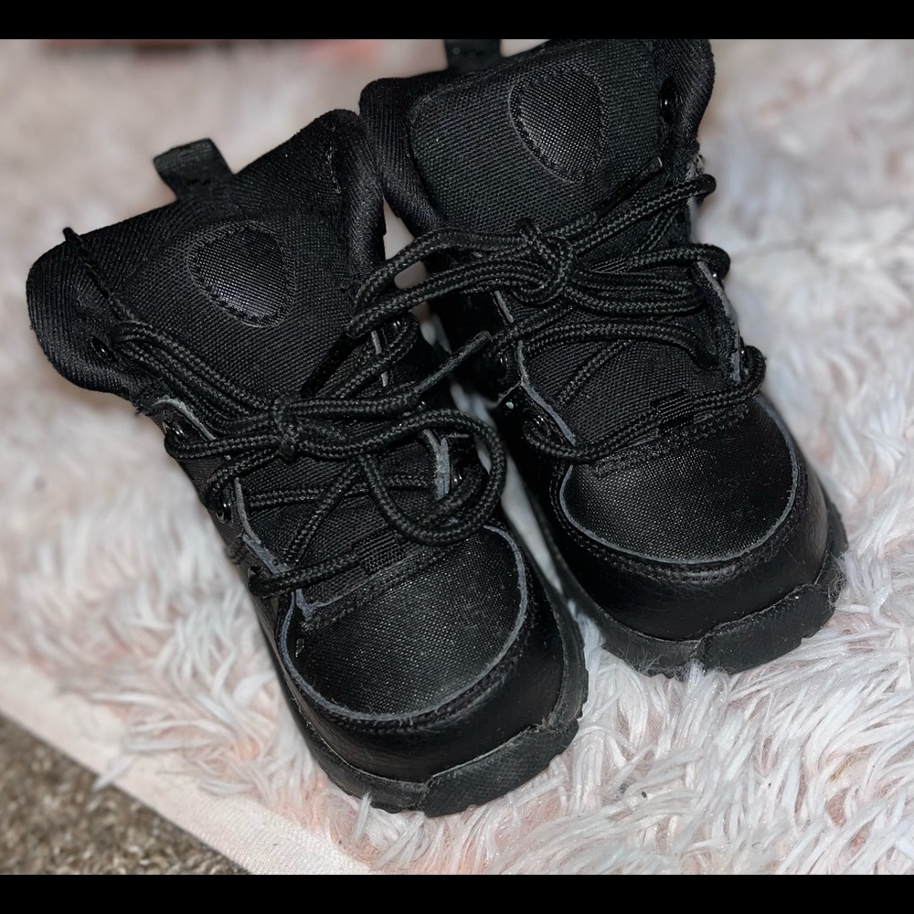 Nike Manoa Boots